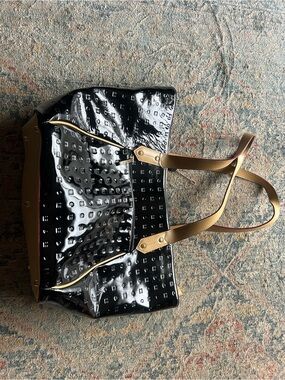 Arcadia black patent leather deep tote bag #arcadia #oldmoney